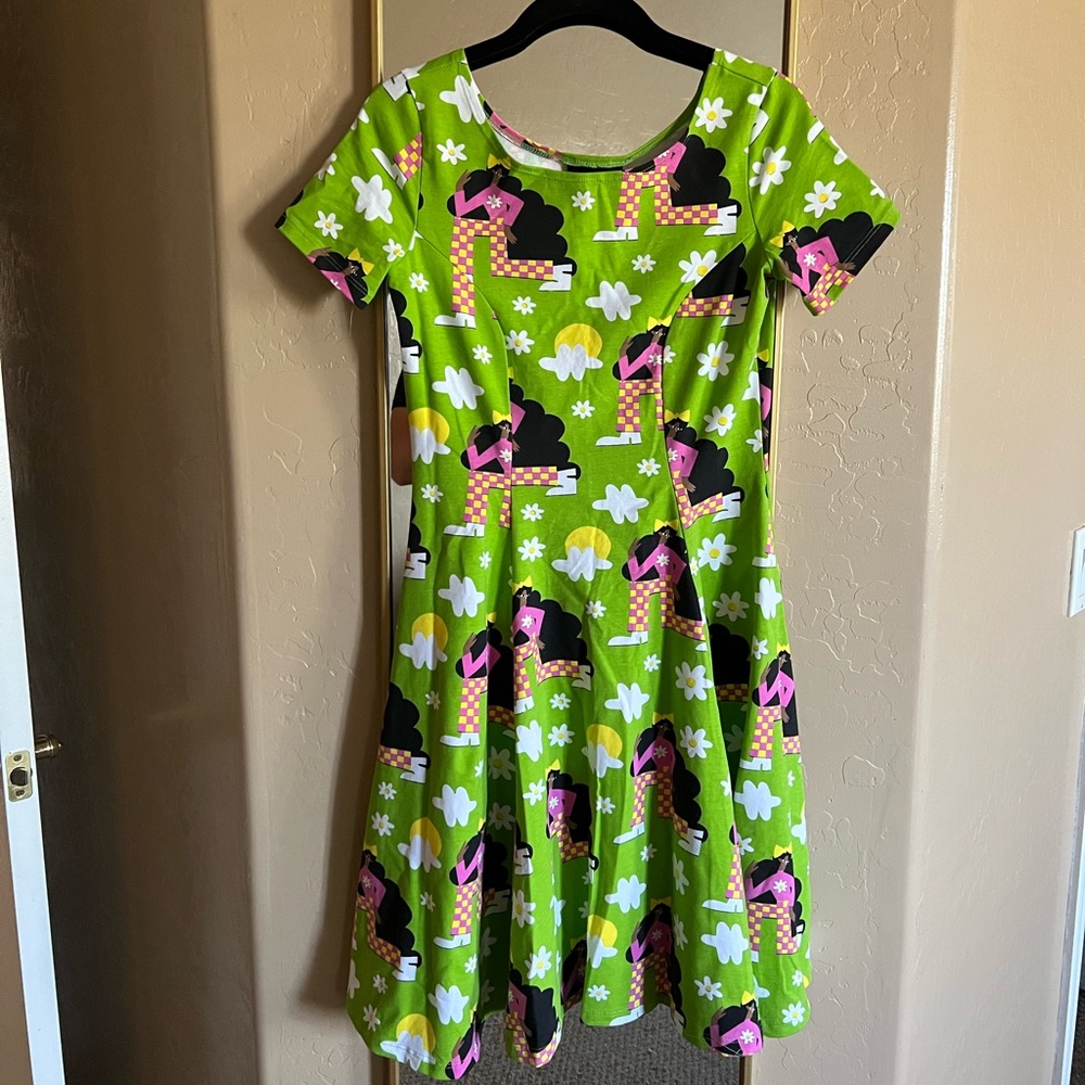 NWT Nooworks Green Check Girl Floral Flare Dress Size Large